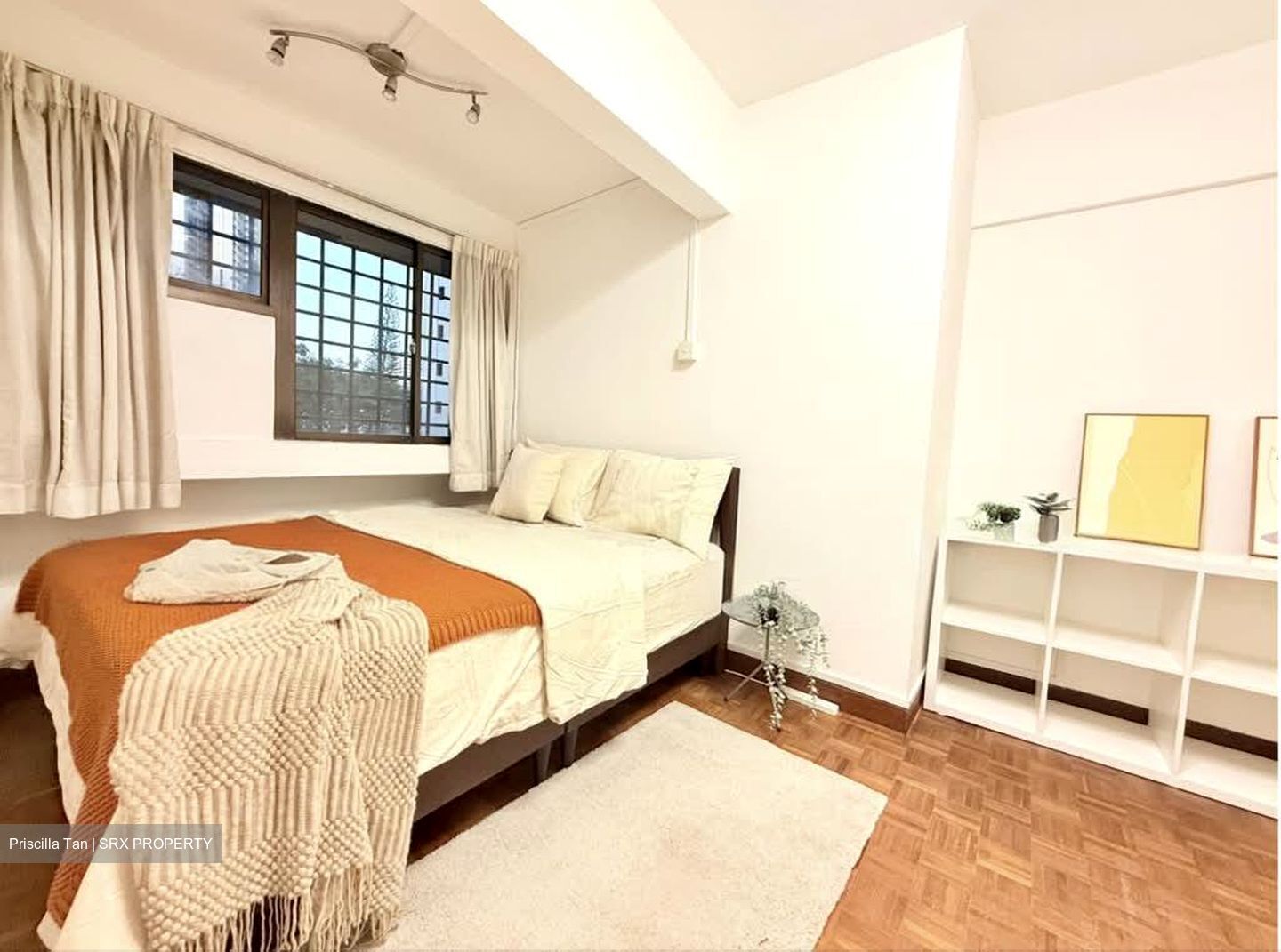 Pine Grove (D21), Condominium #557111031
